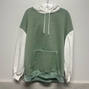 Two Toned Sweatshirt Top 1XL